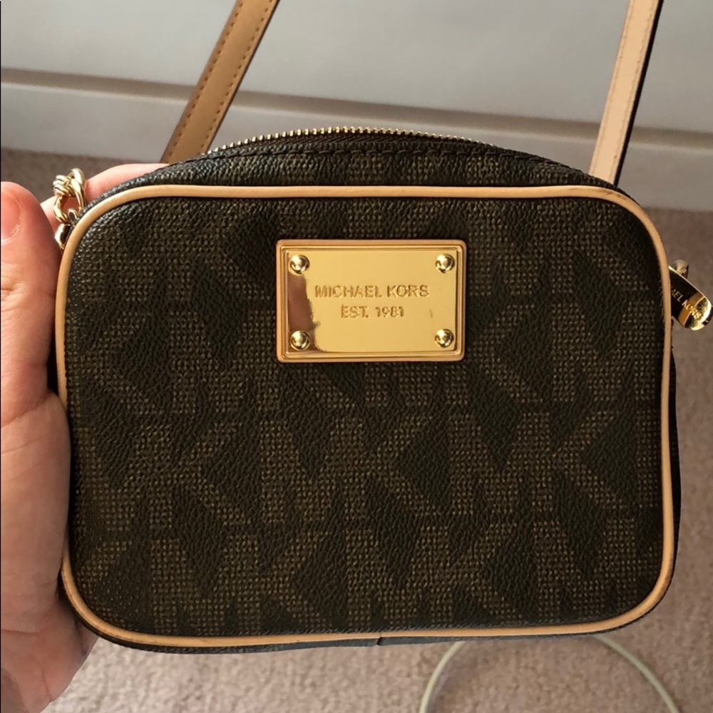 Michael Kors Crossbody